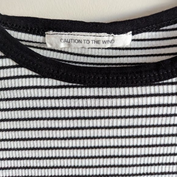 Cropped Striped Long Sleeve - Picture 1 of 3